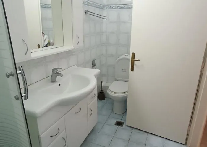 Apartament Natasa Nea Michaniona
